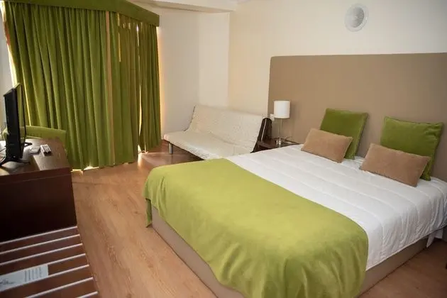 Tek Büyük Yataklı Oda, Balkon