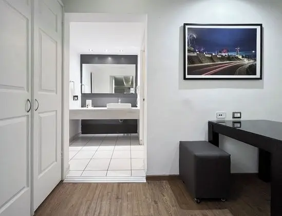 Deluxe Tek Büyük Yataklı Oda, 2 Çift Kişilik Yatak, Sigara İçilmez
