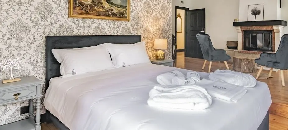 Deluxe Double Room - Lobo-Gris