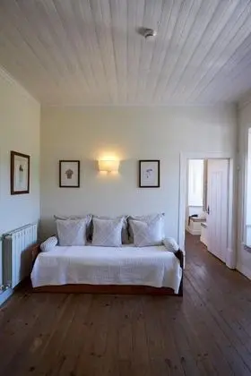 Manor House Apartment