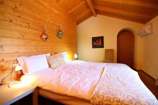 Ev, 2 Yatak Odası, Kişiye Özel Havuzlu