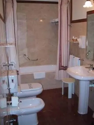 Standard Tek Büyük Yataklı Oda, 1 Çift Kişilik Yatak, Özel Banyo