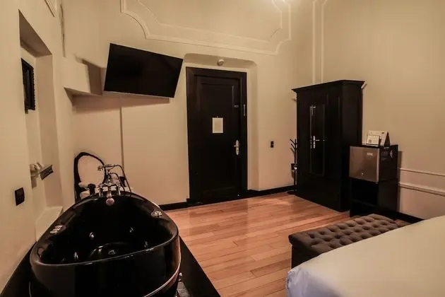 Standard Suite