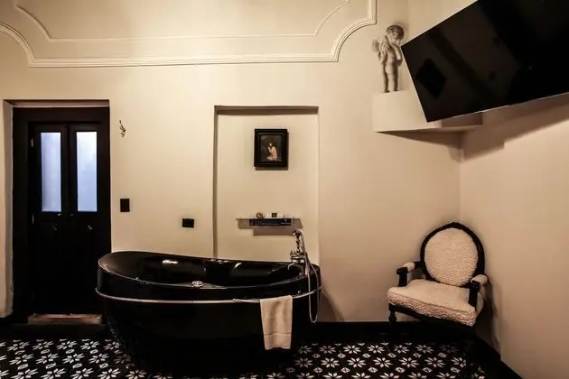 Standard Suite