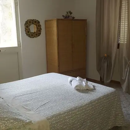 Üç Kişilik Oda, Balkon, Bahçe Manzaralı