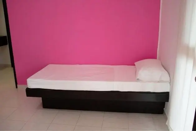 Deluxe Oda, Birden Çok Yatak, Havuz Manzaralı, Bahçeli