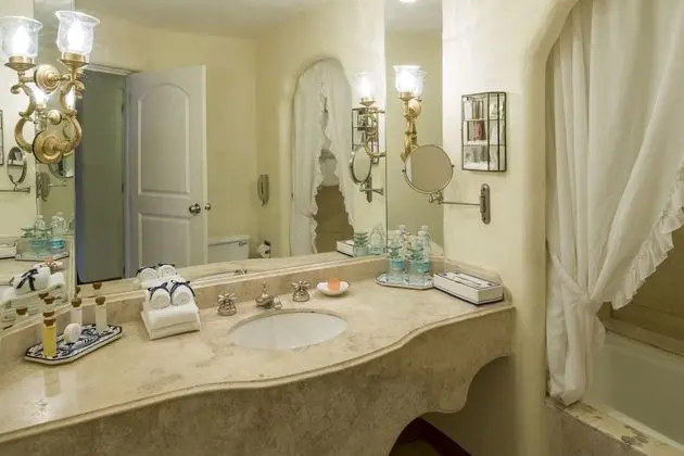 Master Suite King