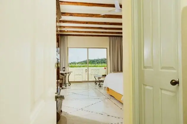 Master Suite King