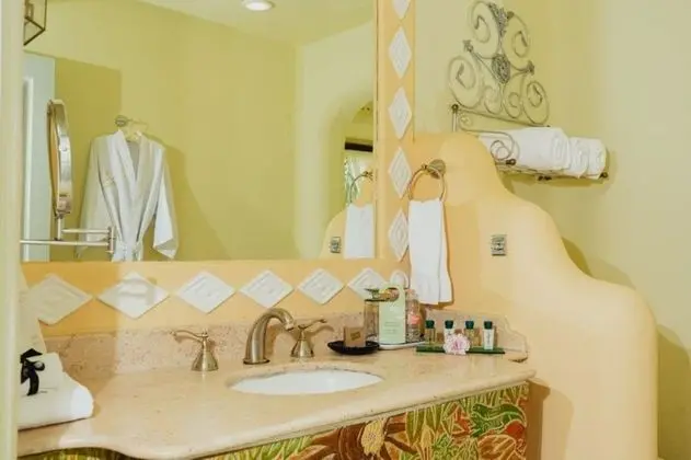 Master Suite King