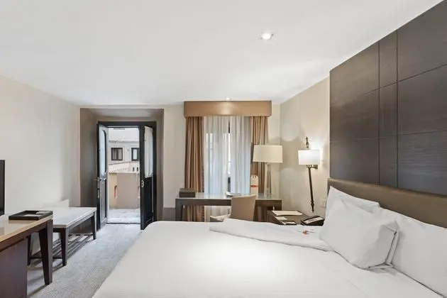 Novicias Cama Matrimonial