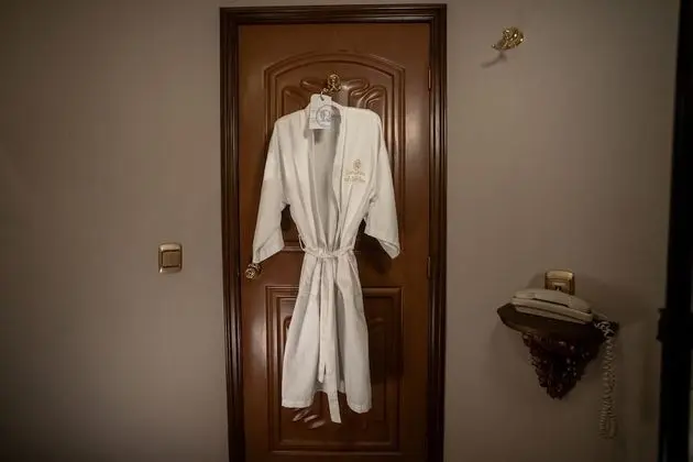 Master Suite King