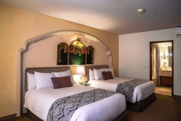 Master Suite Dos Camas