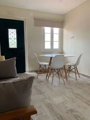 Comfort Apart Daire, 2 Yatak Odası, Küçük Mutfak, Bahçe Manzaralı