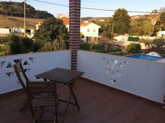 Romantic Süit, Teras, Nehir Manzaralı