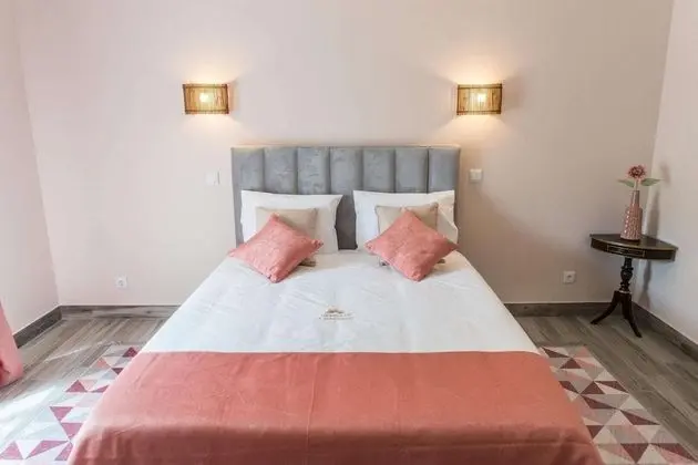 Süit, Bahçe Manzaralı (Terracota)