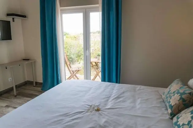 Süit, Bahçe Manzaralı (Terracota)