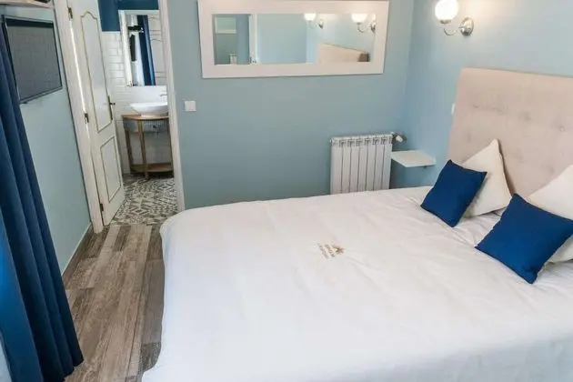 Süit, Havuz Manzaralı (Ceu)