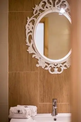 Tek Büyük Yataklı Oda, Özel Banyo