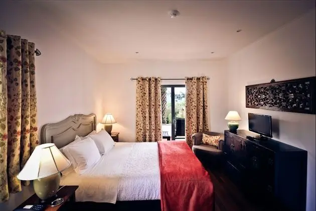 Premium Tek Büyük Yataklı Oda