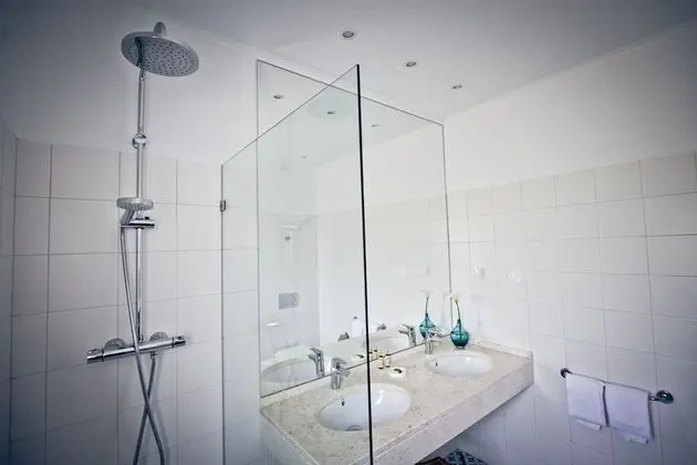 Premium Tek Büyük Yataklı Oda