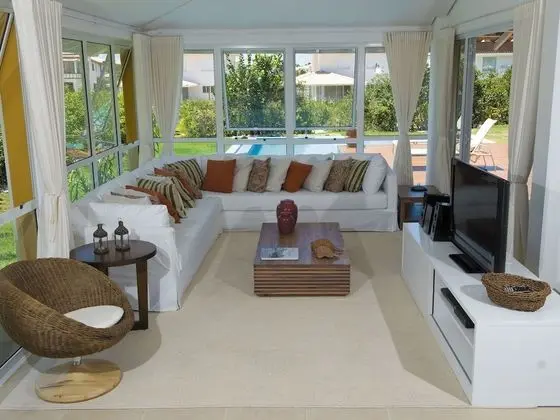 Ev (04 Suites)