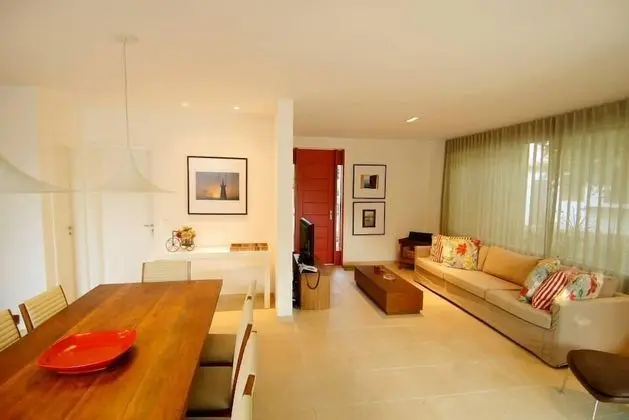 Ev (04 Suites)