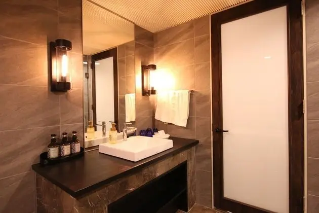 Grand İki Ayrı Yataklı Oda, Sigara İçilmez (Renovated/Modular Bath,WC Partition)
