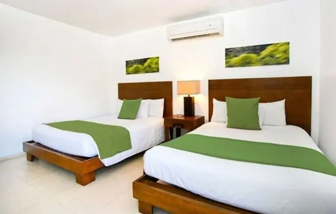 Master Suite Sunset View, 2 Queen Beds