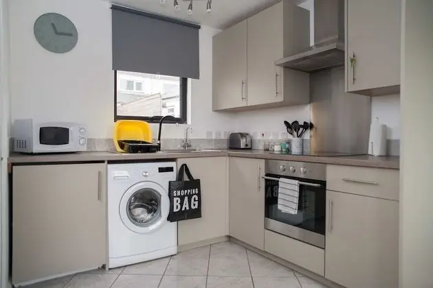 Apart Daire (Quire Court 1)