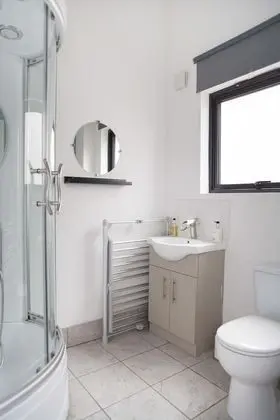 Apart Daire (Quire Court 1)