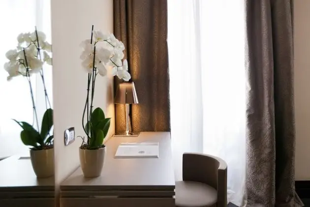Tek Büyük Yataklı Oda, Balkon