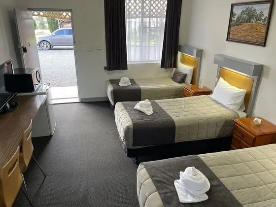 Deluxe Üç Kişilik Oda, 3 Tek Kişilik Yatak, Bahçe Manzaralı