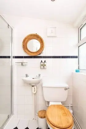 Basic Ev, 1 Çift Kişilik Yatak