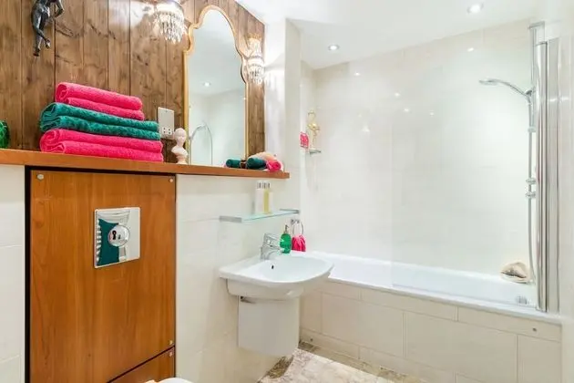 Apart Daire, 1 En Büyük (King) Boy Yatak