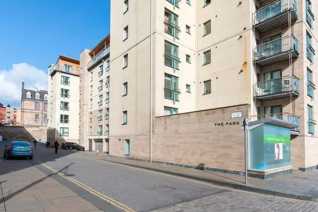 Apart Daire, 1 En Büyük (King) Boy Yatak