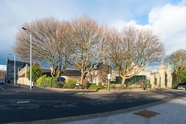 Apart Daire, 1 En Büyük (King) Boy Yatak