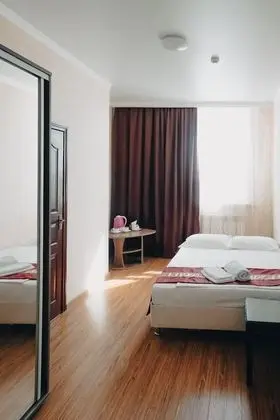 Family Tek Büyük Yataklı Oda