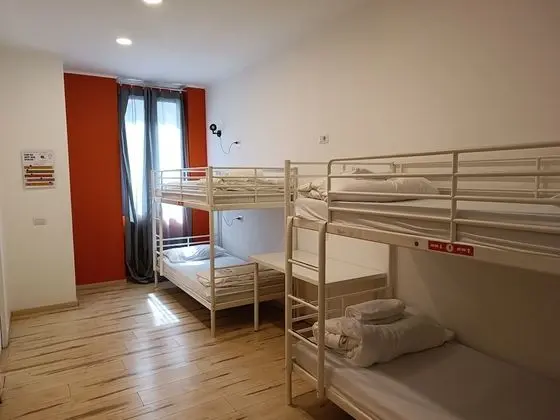 Ortak Ranzalı Oda, Sadece kadınlar için (4 pax)