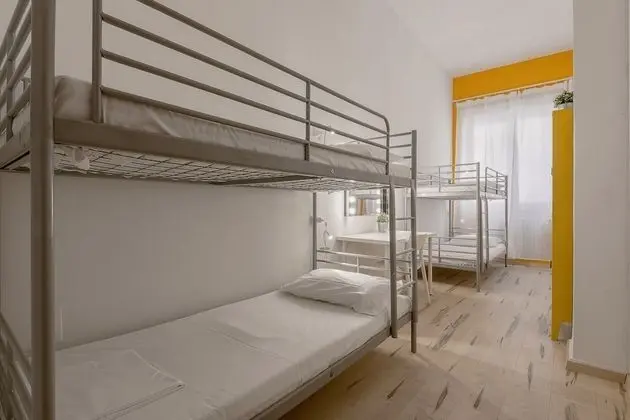 Ortak Ranzalı Oda, Sadece kadınlar için (4 pax)