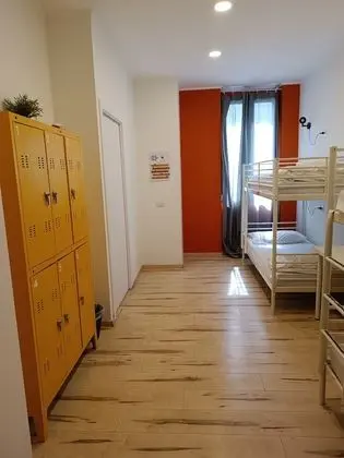 Ortak Ranzalı Oda, Sadece kadınlar için (4 pax)