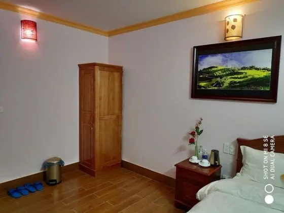 Tek Büyük Yataklı Oda, Dağ Manzaralı (No Aircon)