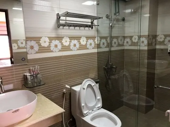 Tek Büyük Yataklı Oda, Dağ Manzaralı (No Aircon)