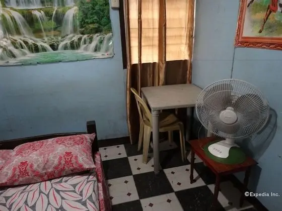 Standard Oda (Non-Aircon)