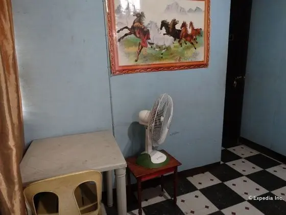 Standard Oda (Non-Aircon)