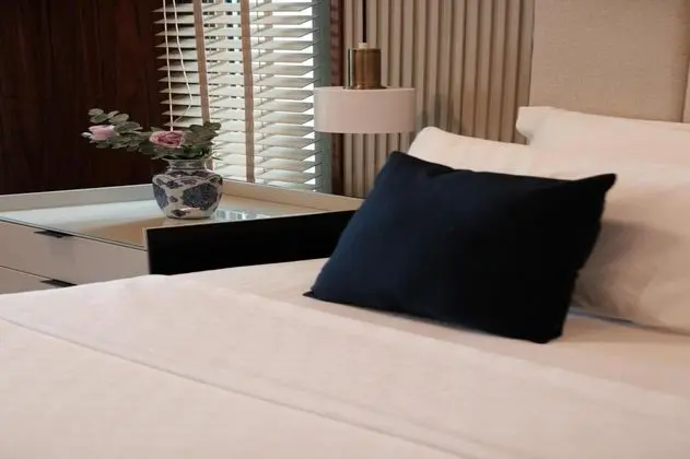 Deluxe Jakuzili Suite, Balkonlu