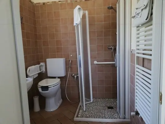 Tek Büyük Yataklı Oda, Tepe Manzaralı