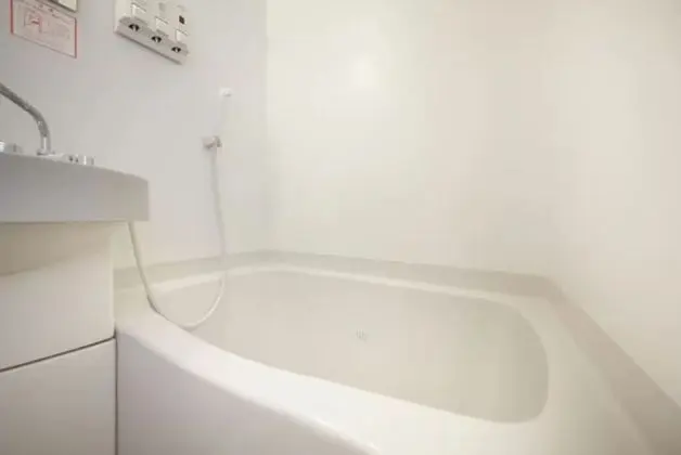 Tek Kişilik Oda, Sigara İçilmez