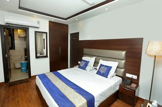 Luxury Oda