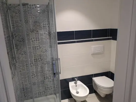 Luxury Tek Büyük Yataklı Oda