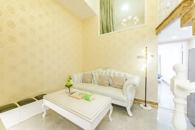 Business Çatı Katı (Loft)